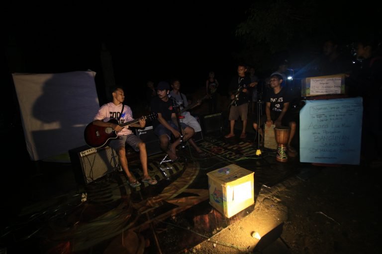 Cerita Para “Pengamen” untuk SDN Nanga Boleng