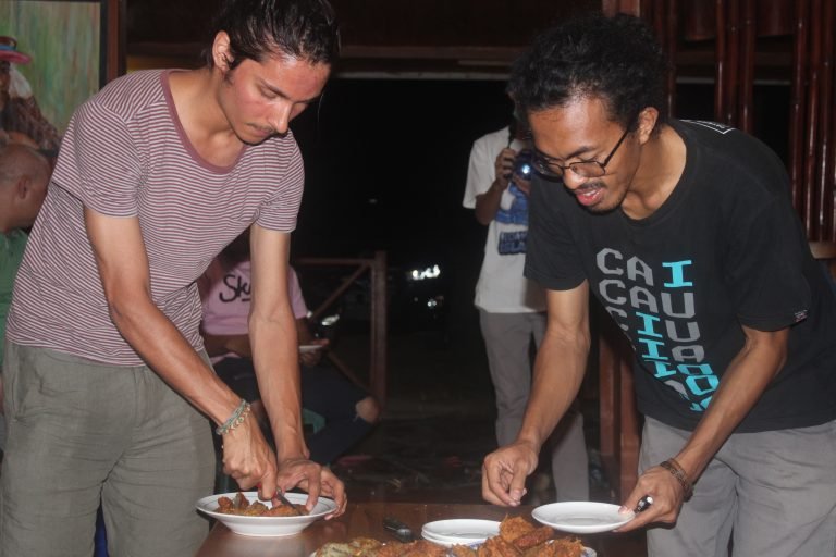 “Food Exchange” dengan Mahasiswa Universitas Bern-Swiss