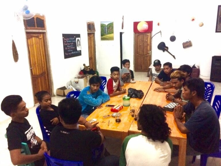 Pertemuan dengan Anak Pesisir Pencinta Pantai (AP3)